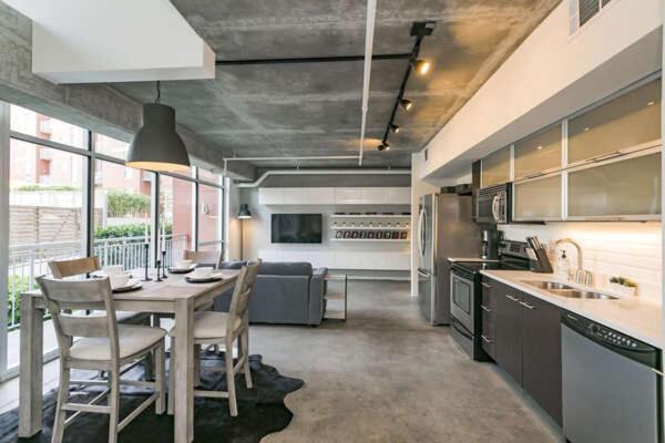 Luxe + Modern Johnny Cash Inspired Executive Condo ناشفيل المظهر الخارجي الصورة